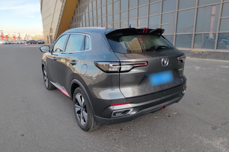 长安CS55PLUS 2022款 第二代 1.5T DCT尊贵型车身外观6005