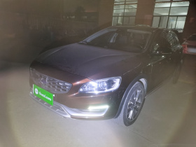 沃尔沃V60 2016款 Cross Country T6 AWD