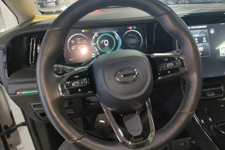 广汽传祺 传祺E9 2023款 E9 MAX中控内饰13