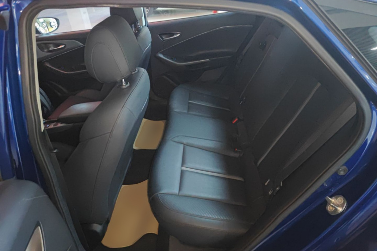 现代 菲斯塔 2019款 280TGDi 运动版 国VI中控内饰7004