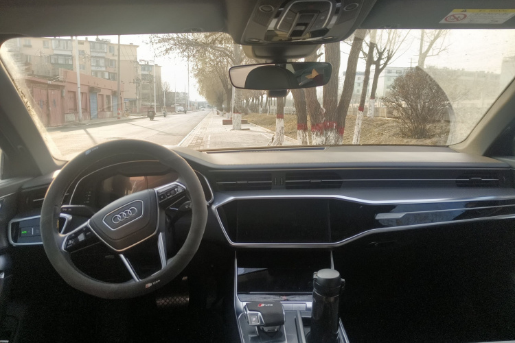 奥迪A6L 2024款 40 TFSI 豪华动感型中控内饰7002