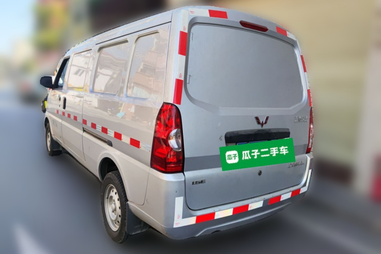 五菱汽车 五菱荣光 2021款 1.5L加长基本型封窗车2座L3C车身外观5