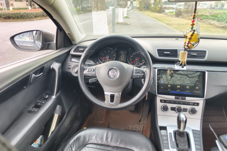 大众 迈腾 2012款 1.8TSI 豪华型中控内饰13
