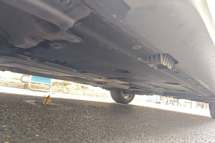 宝马X1 2014款 sDrive18i 时尚型局部细节9004