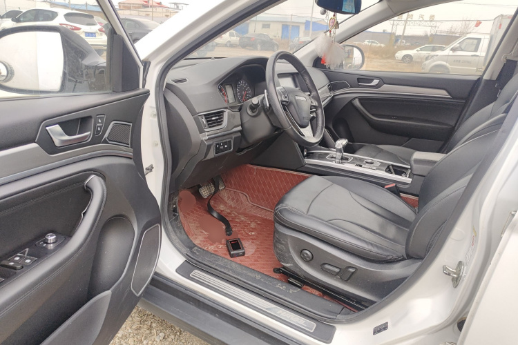 哈弗H6 2018款 运动版 1.5T 自动两驱精英型 国V中控内饰20