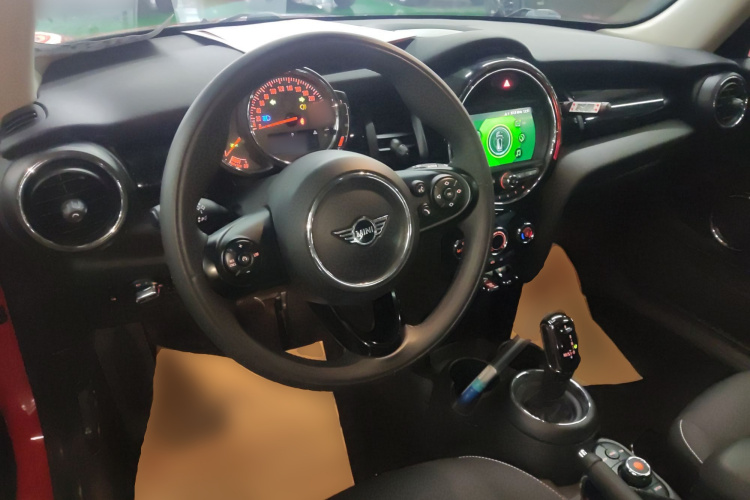 MINI 2019款 1.5T ONE PLUS中控内饰7002