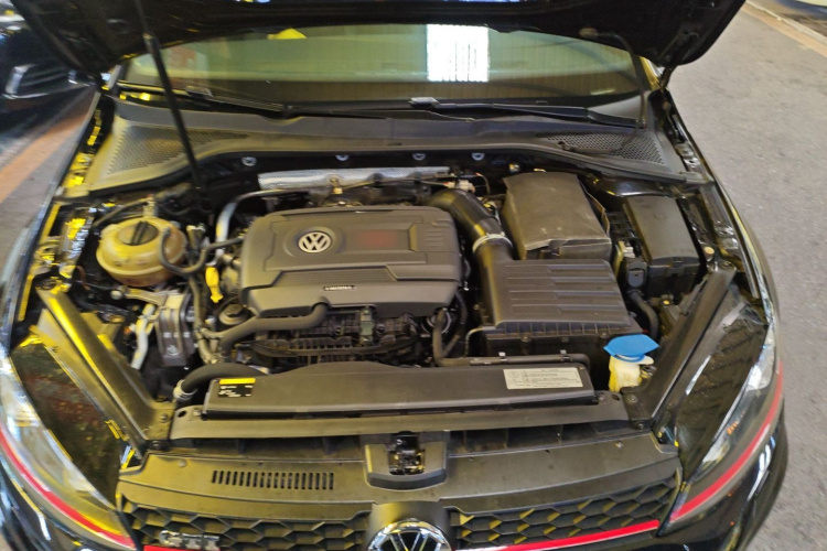 大众 高尔夫GTI 2016款 2.0TSI GTI机舱底盘24