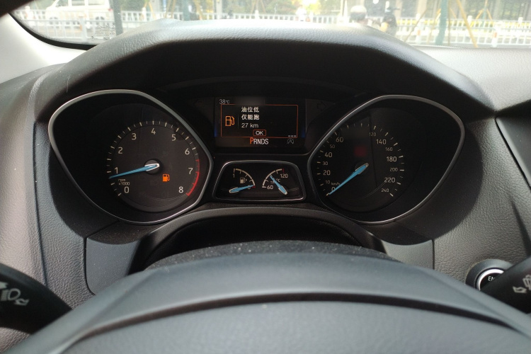 福特 福克斯 2017款 两厢 EcoBoost 180 自动运动型局部细节14