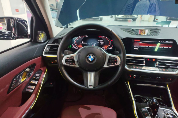 宝马3系 2022款 325Li M运动曜夜套装中控内饰13