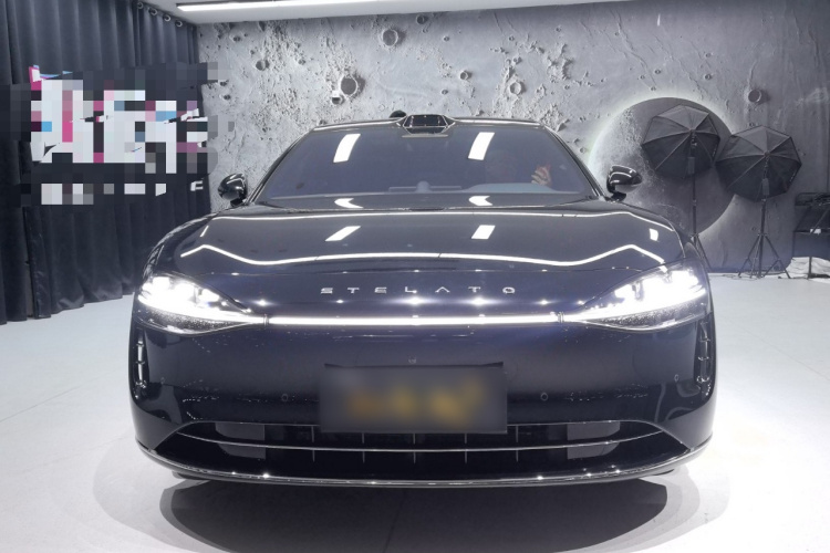 鸿蒙智行 享界S9 2025款 增程 Max+车身外观2