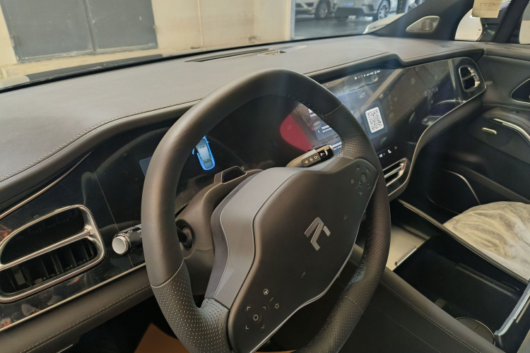 飞凡汽车 飞凡R7 2022款 长续高阶版中控内饰7002