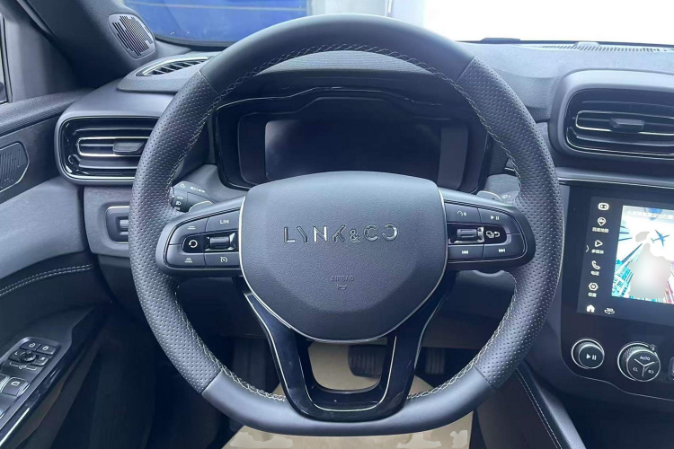 领克03 2021款 2.0TD 自动劲Plus中控内饰13