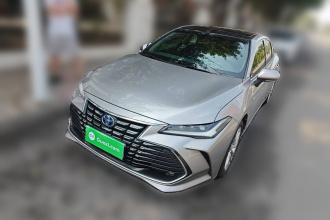 丰田 亚洲龙 2022款 双擎 2.5L XLE尊贵版