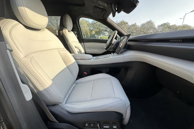 蔚来ES6 2024款 75kWh车身外观6008