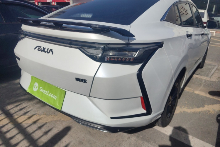 东风风神 奕炫 2024款 1.5L 自动劲速版车身外观7