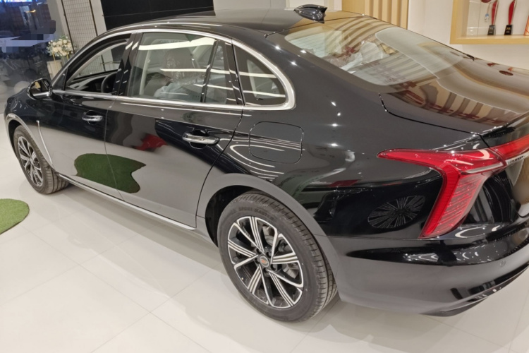 红旗H5 PHEV 2025款 170 超混版车身外观6003