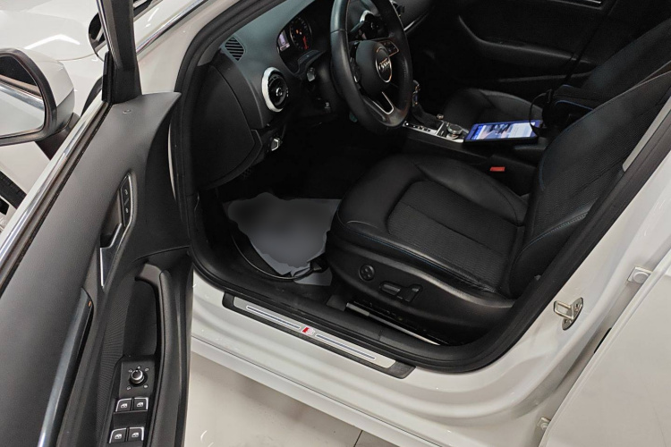 奥迪A3 2020款 Sportback 35 TFSI 时尚型 国VI中控内饰20