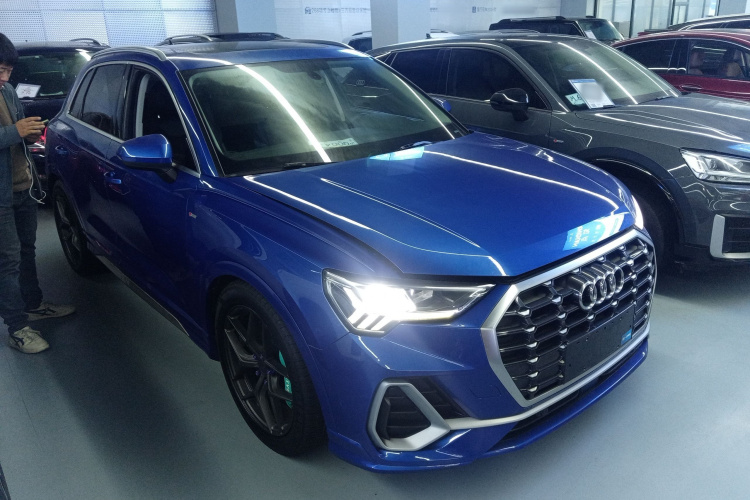 奥迪Q3 2020款 35 TFSI 时尚动感型车身外观6002
