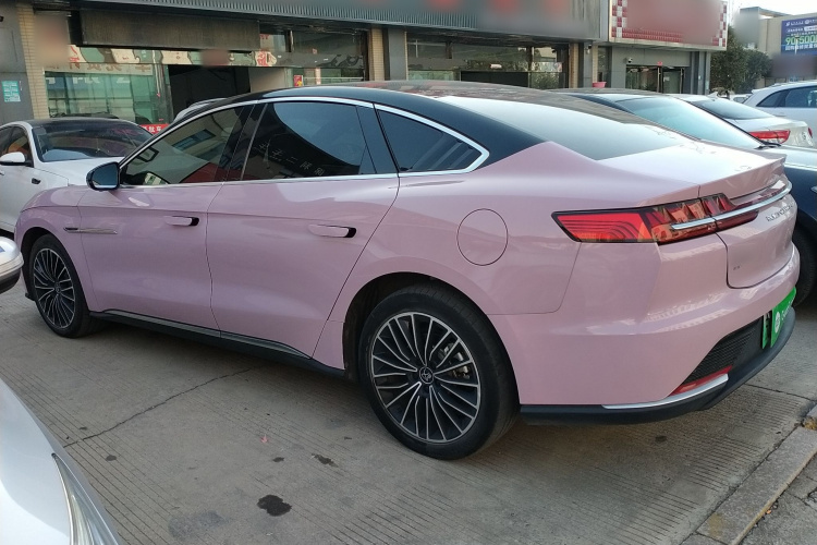 比亚迪 汉 2021款 EV 标准续航版豪华型车身外观4