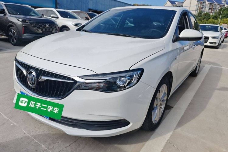 别克 英朗 2021款 改款 典范 1.5L 自动精英型车身外观1