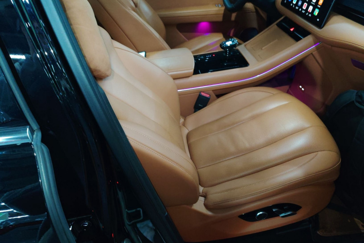 鸿蒙智行 问界M7 2024款 1.5T 智驾四驱Ultra版 6座局部细节41