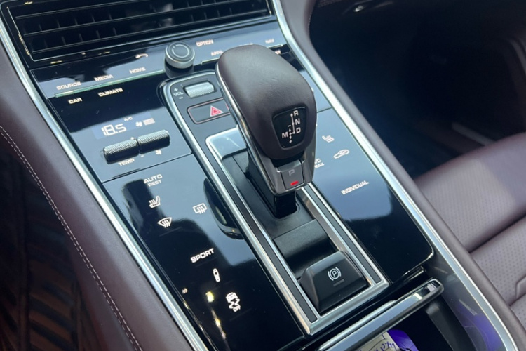 保时捷 2019款 Panamera 2.9T中控内饰7004