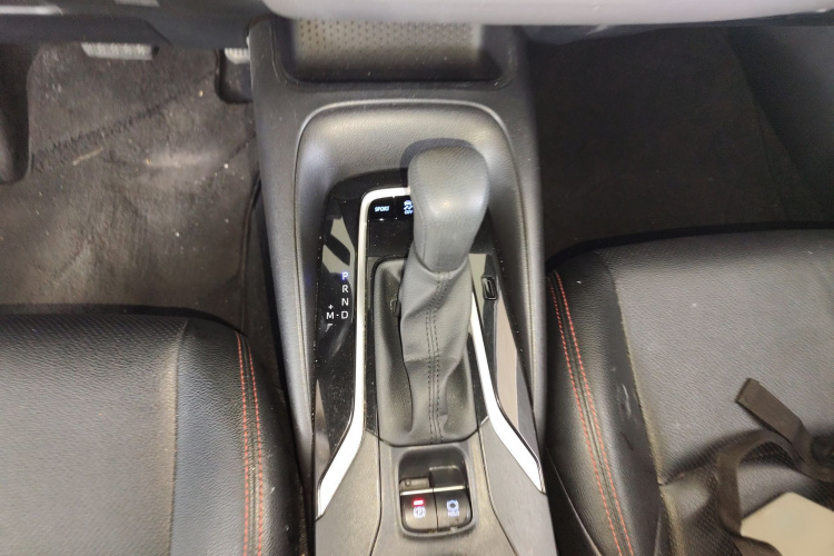 丰田 雷凌 2021款 185T CVT豪华版局部细节18