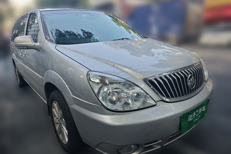 别克GL8 2014款 2.4L 行政版车身外观6002