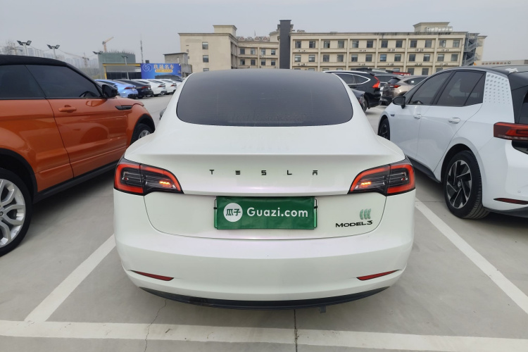 特斯拉 Model 3 2022款 后轮驱动版车身外观6004