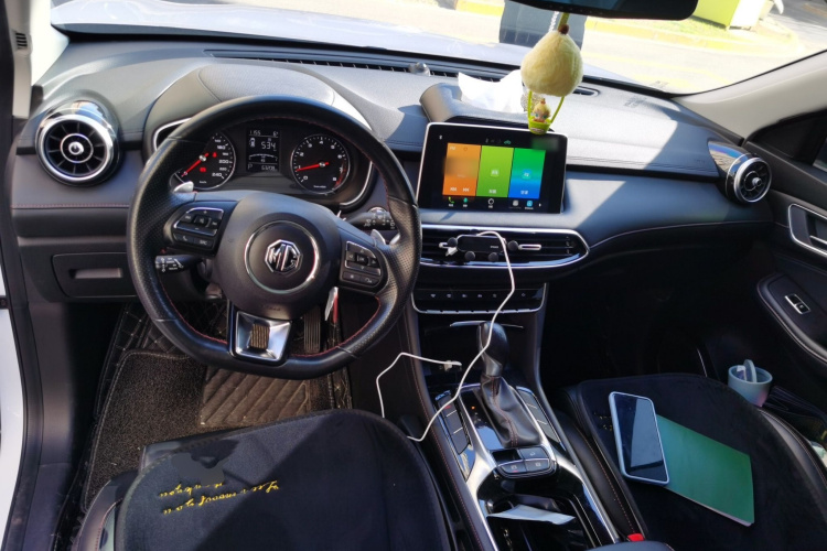 名爵HS 2019款 20T 自动两驱豪华版 国VI中控内饰12