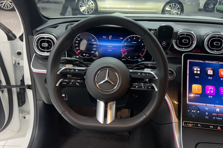 奔驰C级 2025款 C 260 L 运动版局部细节13
