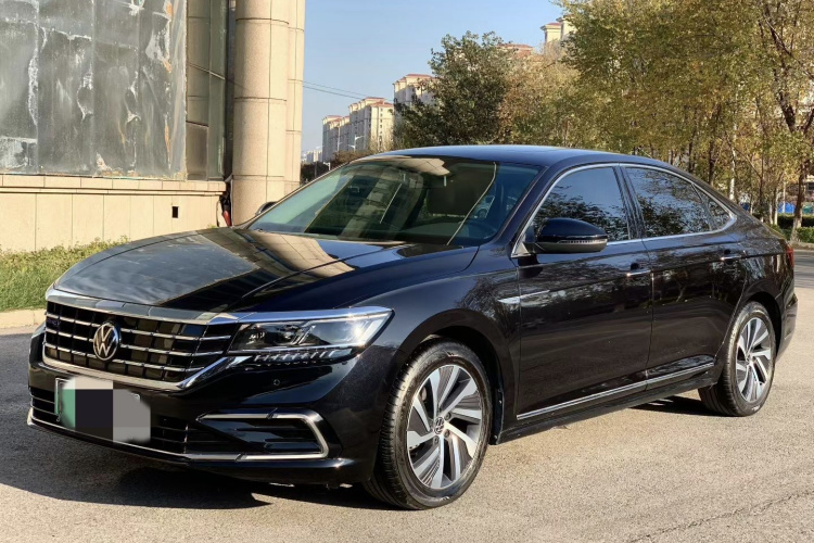 大众 帕萨特新能源 2020款 430PHEV 混动豪华版 国VI车身外观1