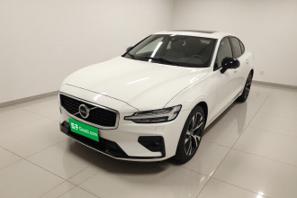 沃尔沃S60 2020款 T5 智雅运动版