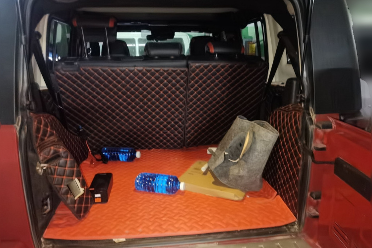 北京越野 北京BJ40 2023款 2.0T 自动四驱城市猎人版侠客型局部细节23