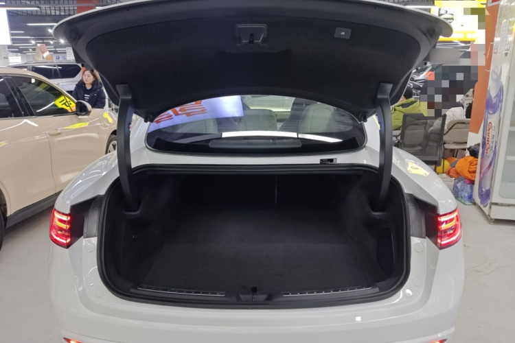 鸿蒙智行 智界S7 2024款 Max+ 后驱超航智驾版机舱底盘23