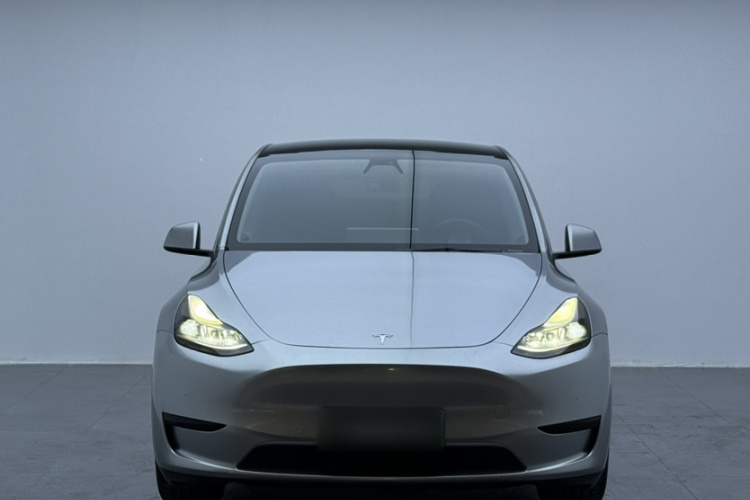 特斯拉 Model Y 2022款 后轮驱动版车身外观6001