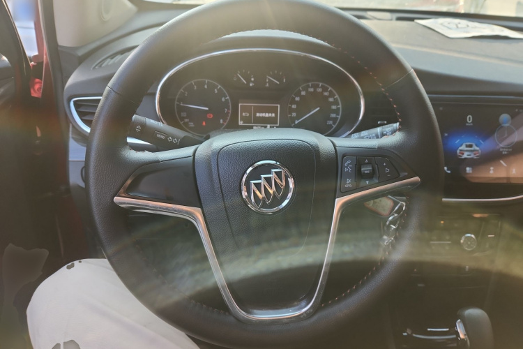 别克 昂科拉 2017款 18T 自动两驱都市领先型中控内饰13