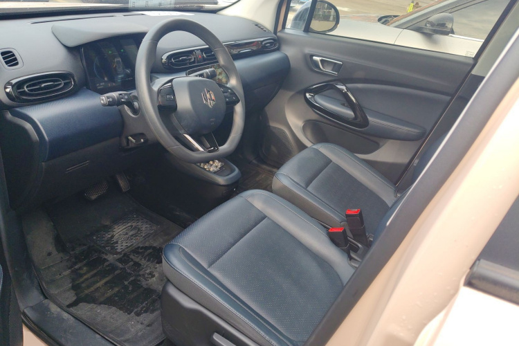 零跑汽车 零跑T03 2022款 耀金版中控内饰19