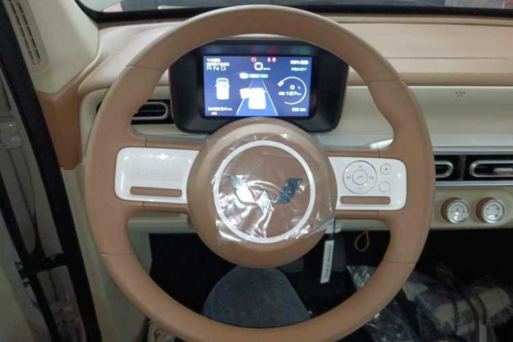 五菱汽车 宏光MINIEV 2024款 第三代 215km 青春版中控内饰13