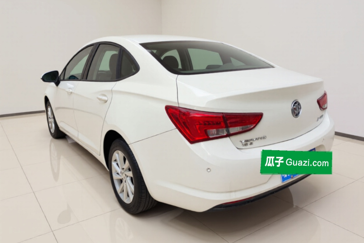 别克 威朗 2018款 三厢 15S 自动领先型车身外观5