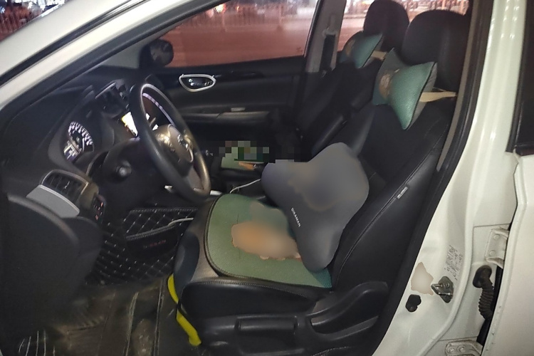 日产 轩逸 2016款 1.6XL 手动豪华版局部细节19