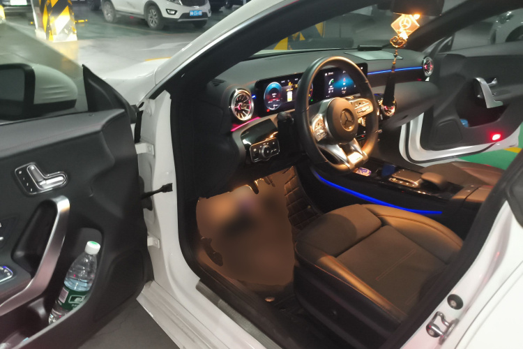 奔驰CLA 2021款 CLA 200 猎跑车中控内饰20