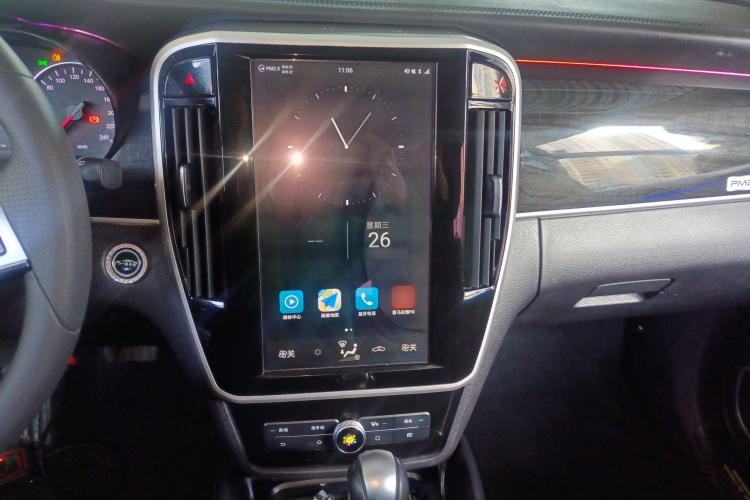 比亚迪 宋MAX 2017款 1.5T 自动智联精英型 7座局部细节16