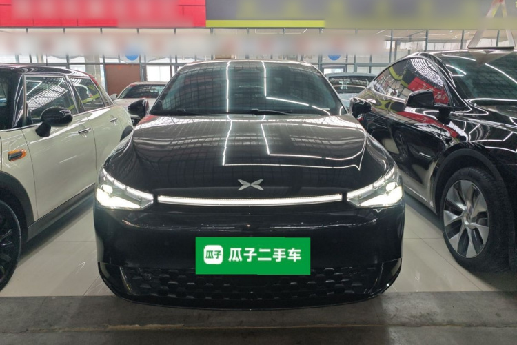 小鹏P5 2024款 500Pro版车身外观2