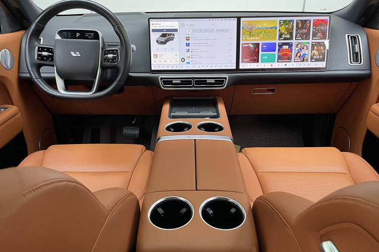 理想汽车 理想L9 2022款 Max中控内饰7005