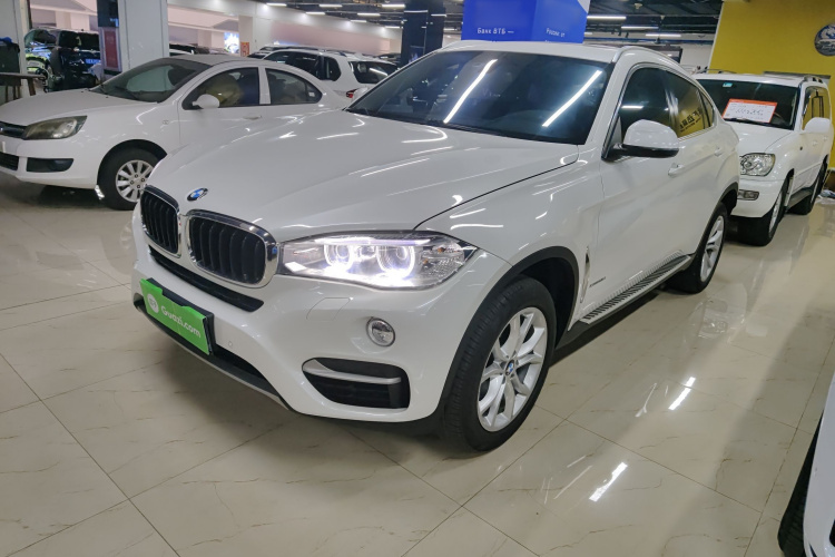 宝马X6 2015款 xDrive35i 领先型车身外观4
