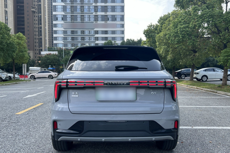 领克01 EM-P 2023款 1.5TD EM-P PM车身外观6004