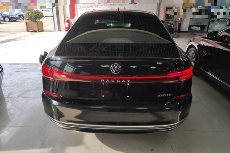 大众 帕萨特 2022款 330TSI 豪华版车身外观6