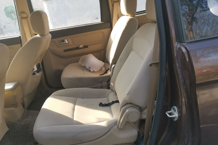 北汽威旺M30 2017款 1.5L M30S 标准型DAM15DL中控内饰21