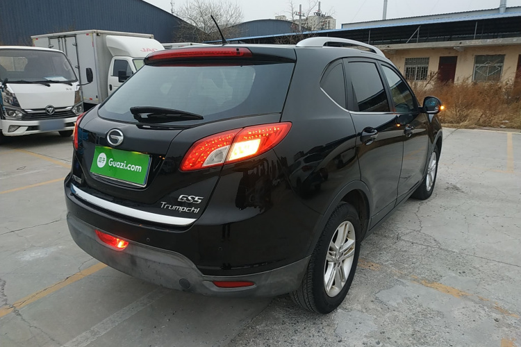 广汽传祺 传祺GS5 2014款 2.0L 自动两驱超享版车身外观6005